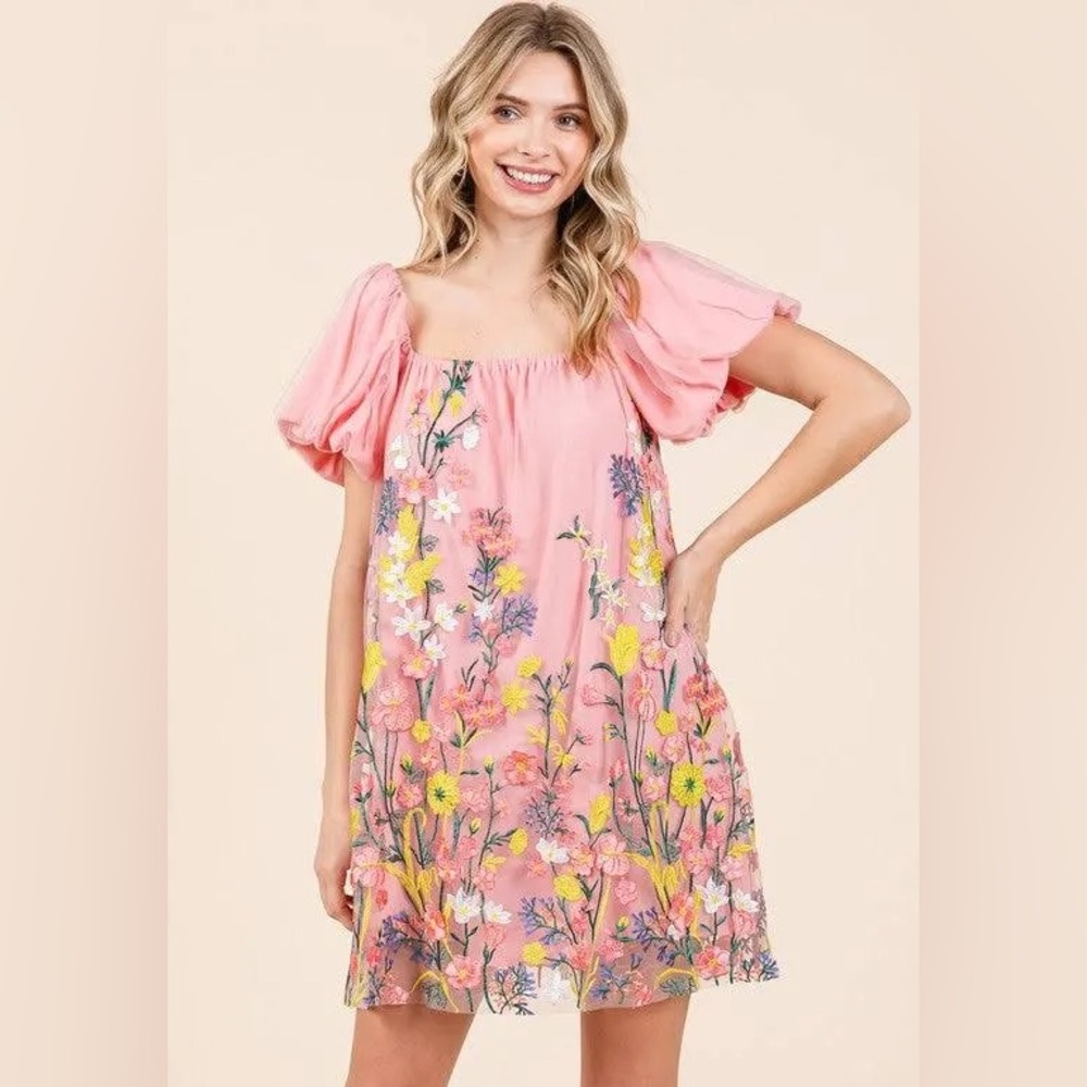 NWT GeeGee Floral Pink Puff Sleeve Dress